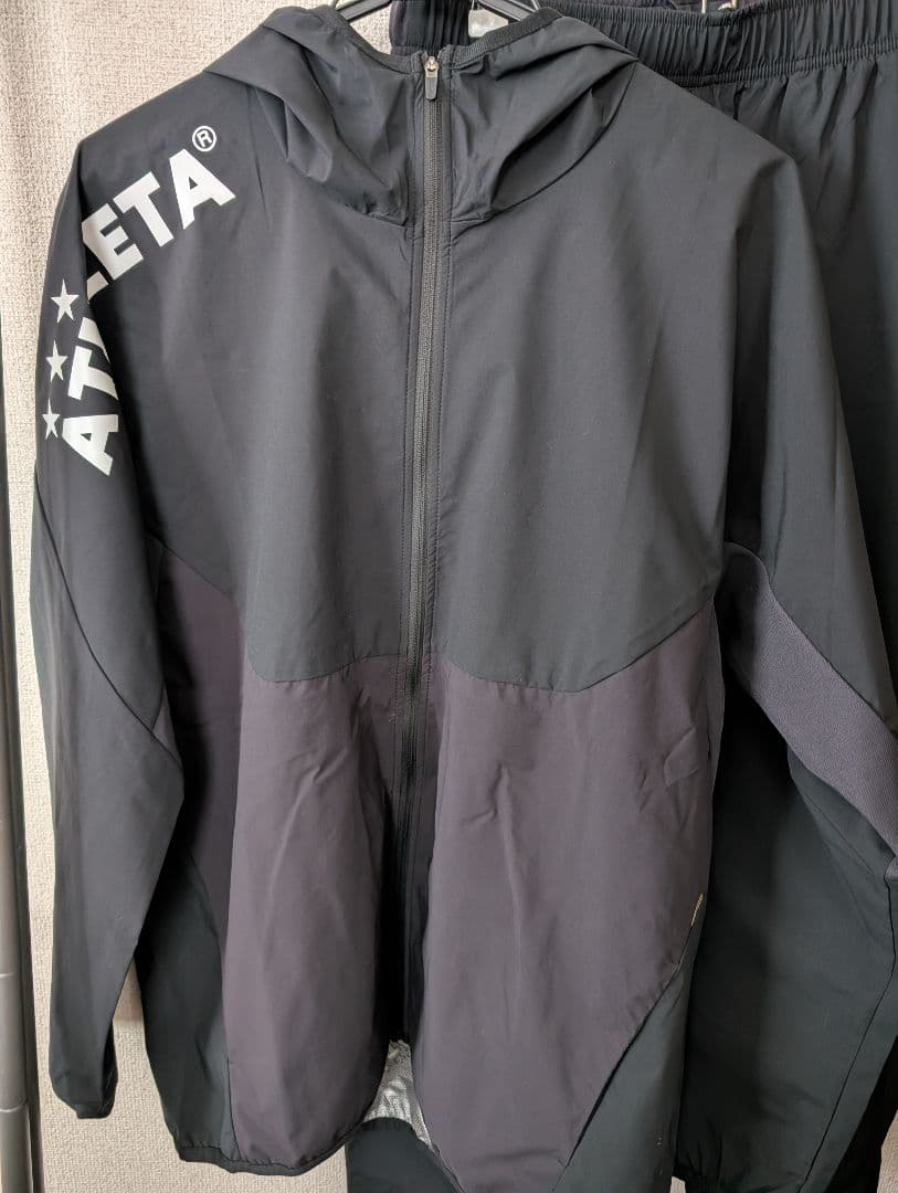 ATHLETA フード付きウインドブレーカー　上下