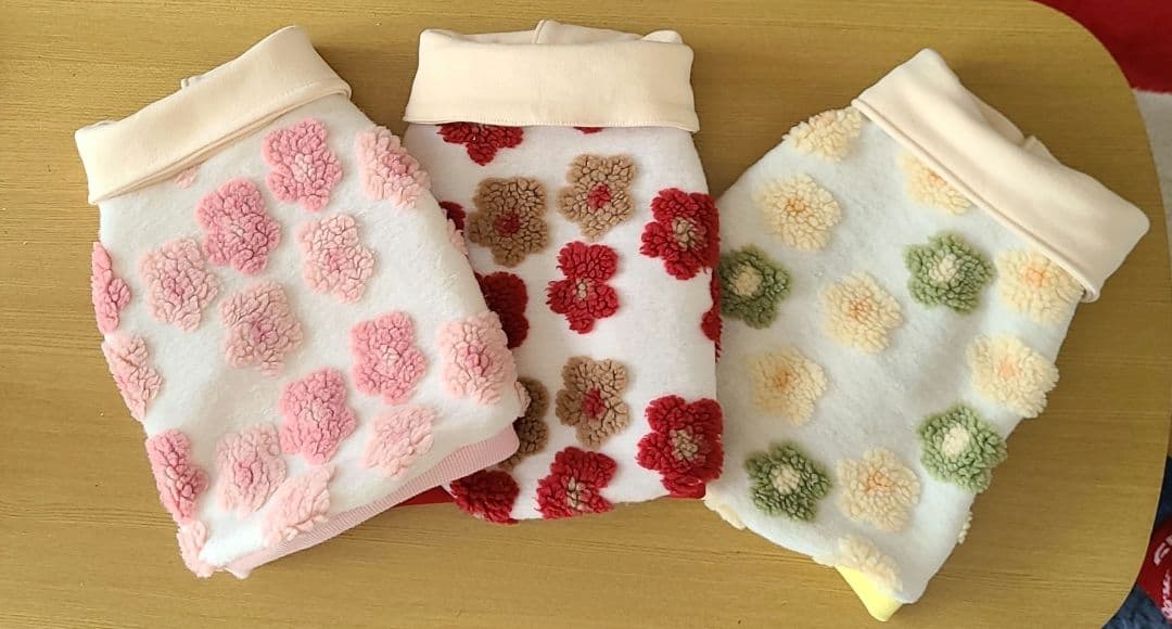 フレブル☆小型犬ちゃん☆お花畑ボアタンクトップ