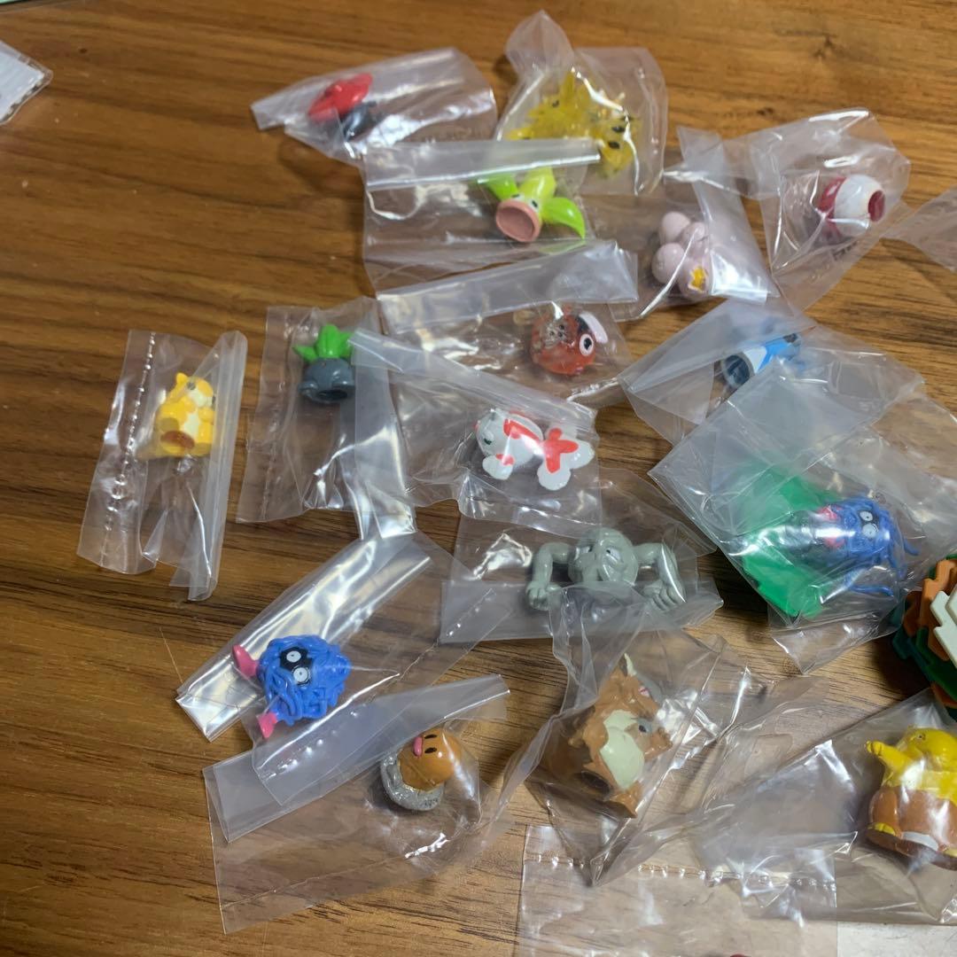 ポケモンミニフィギュア 19体(フルカラーコレクション、スタジアムなど)