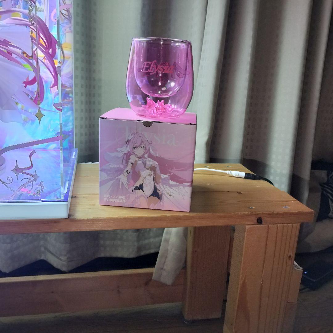 エリシア あなたのためにある物語Ver. 1/7 予約特典限定グラス、ケース付き