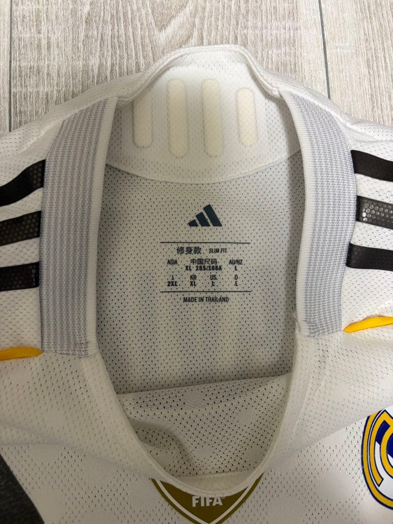 最終値下げ❗️Real Madrid adidas カマヴィンガ オーセンティック