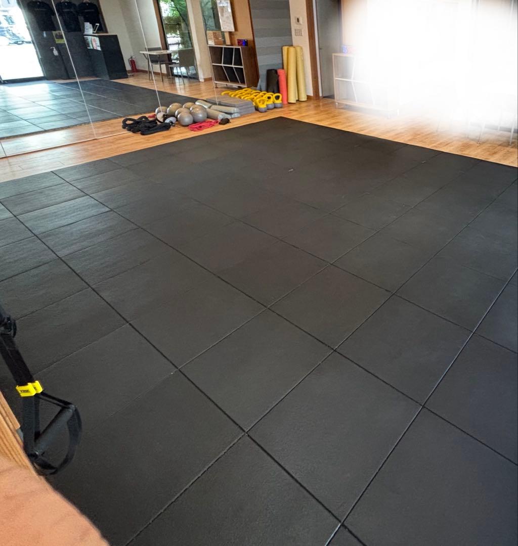 ジムマット 引取限定価格 15万円→5万 トレーニング フロアマット 使用回数少