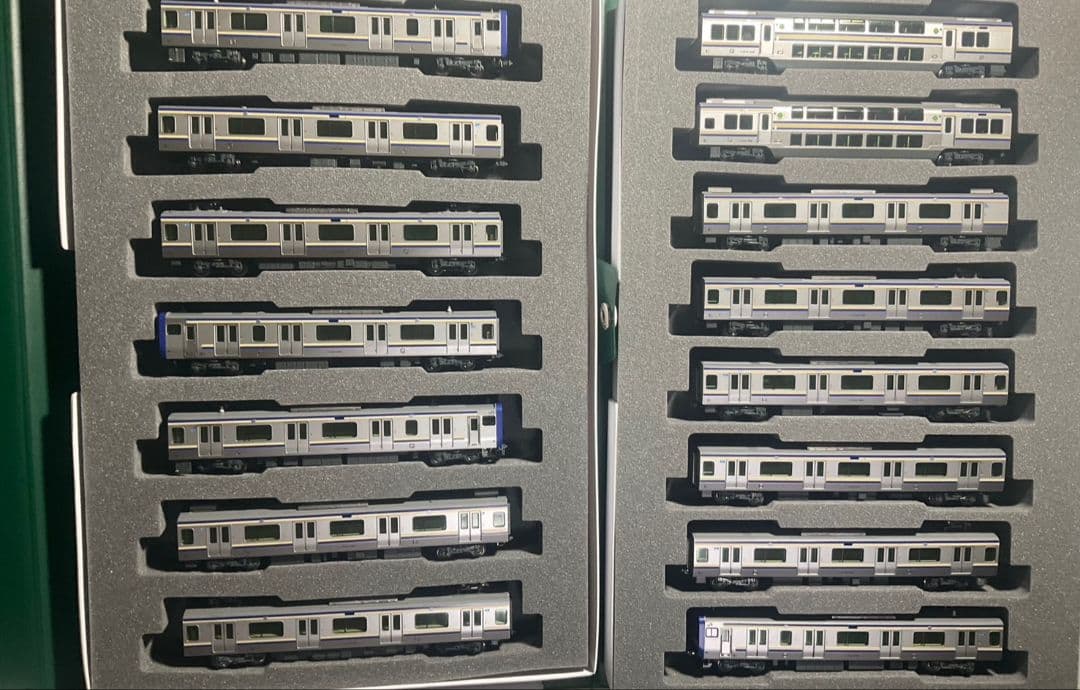 匿名配送　KATO E235系1000番台 横須賀・総武快速線