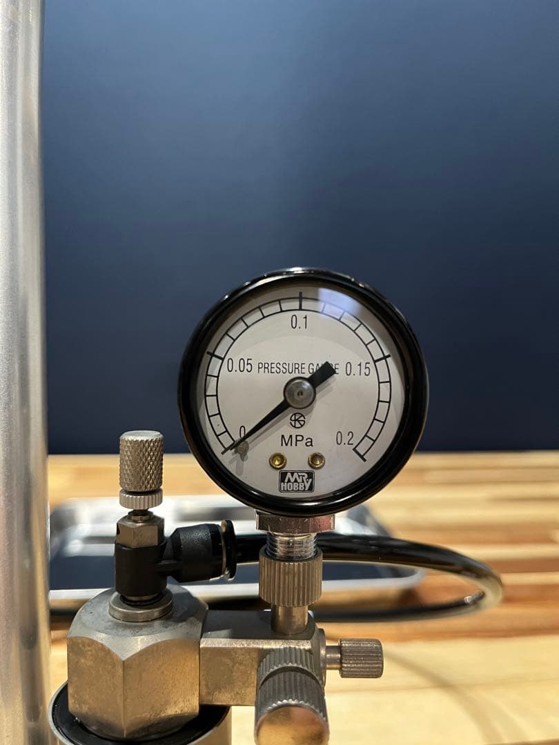 【美品】クレオス Mr.リニアコンプレッサーL7&レギュレーターセット