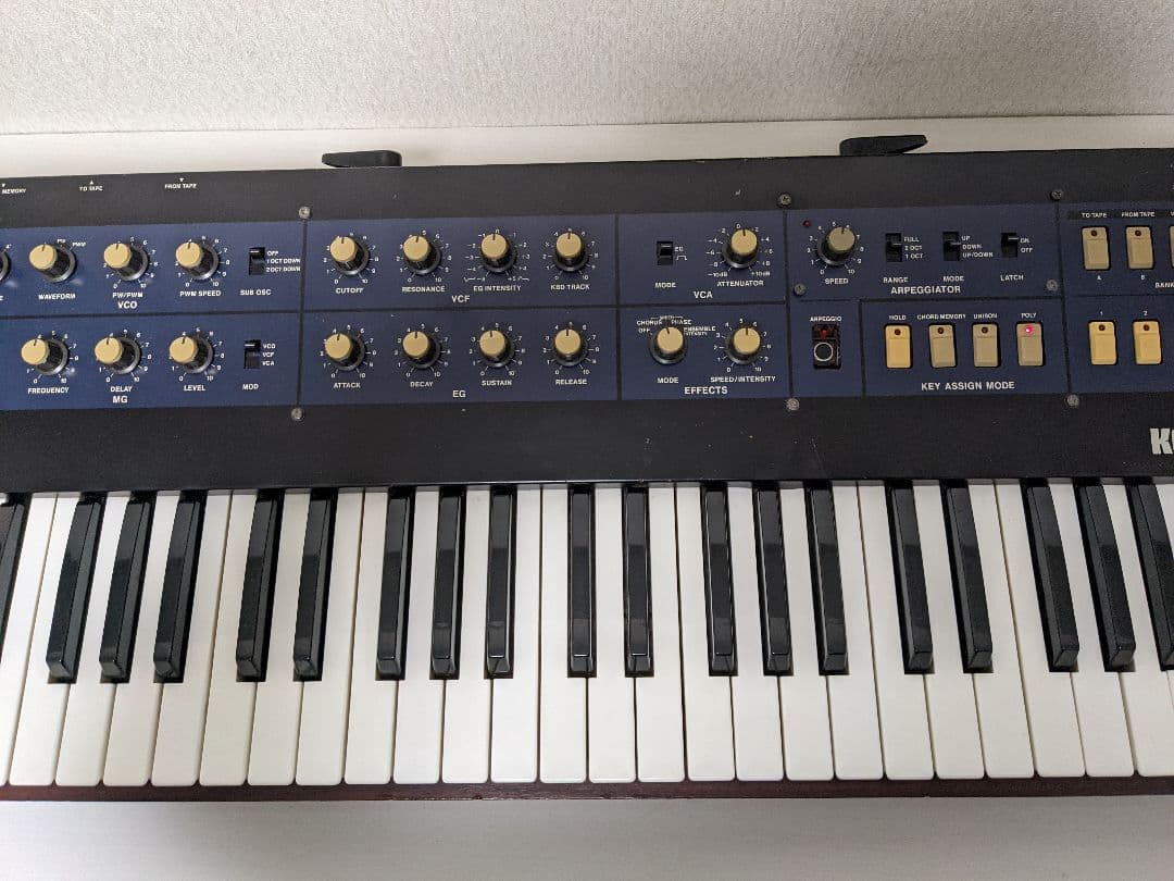 KORG Polysix アナログシンセサイザー