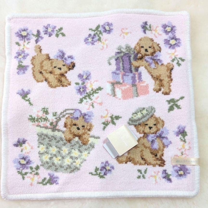 人気完売❗ジルスチュアート❤シェニール織り❤タオルハンカチ❤トイプードル