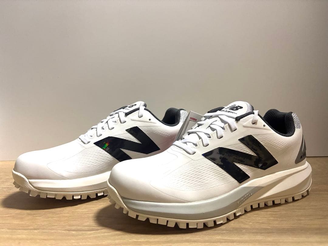 新品未使用 23cm 2E ニューバランスゴルフシューズ UG1001A5
