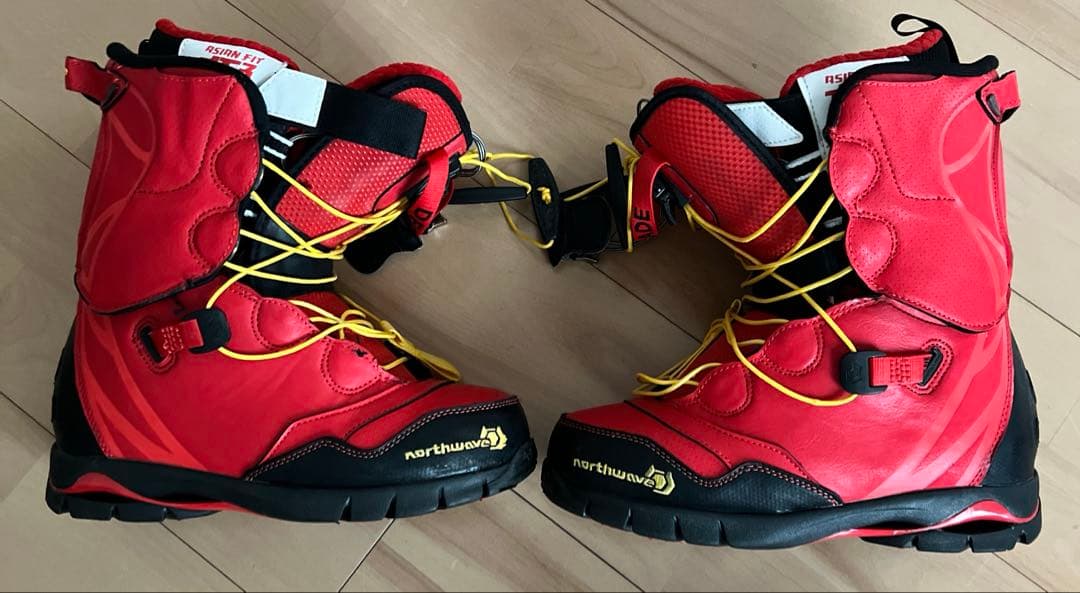 northwave スノーボードブーツ レッド　収納バック付