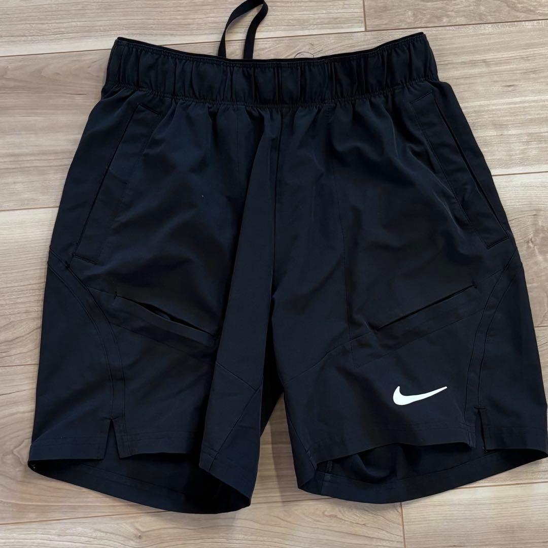 ナイキ　テニスウェア　Mサイズ　3点セット