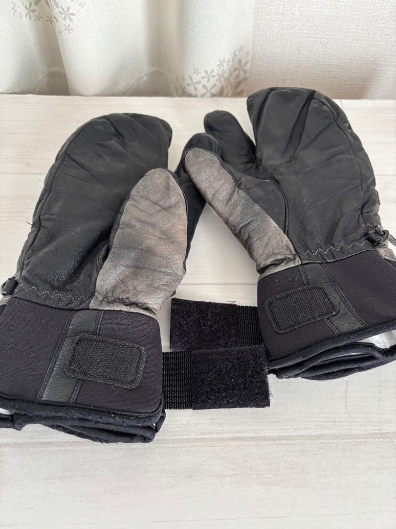 Hestra 3フィンガーグローブ