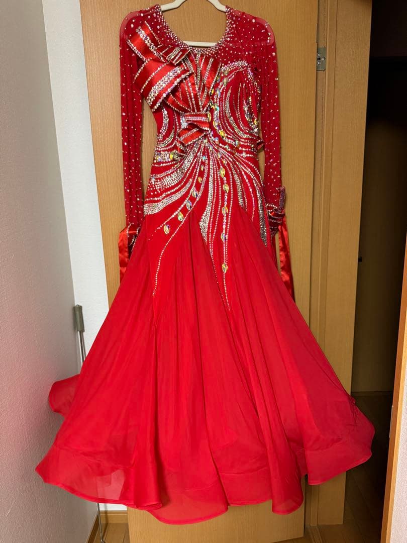 【タカダンス】【美品！！】赤いドレス