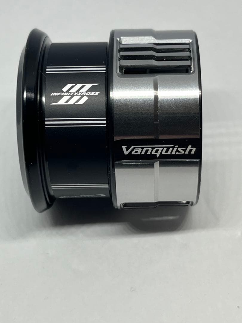 【新品未使用】SHIMANOシマノ23ヴァンキッシュ C2000SHGスプール