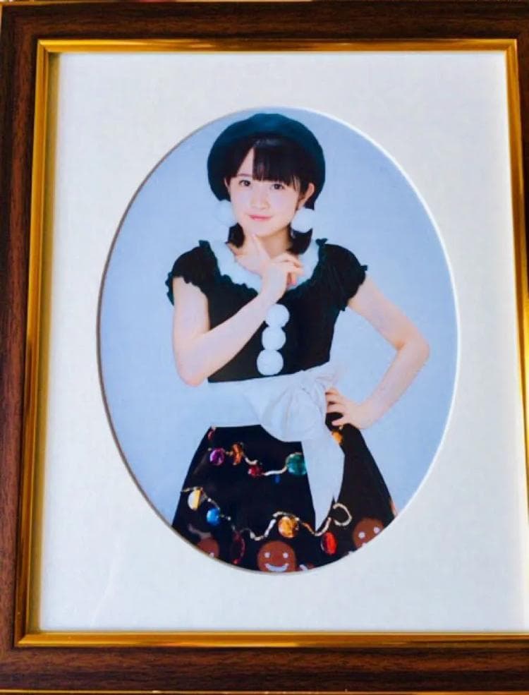 森戸知沙希 モーニング娘。 六切生写真 & 直筆メッセージカード