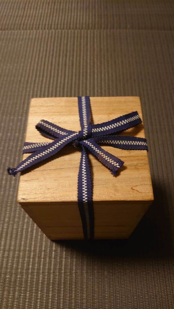 李朝 分院染付 秋草八角徳利