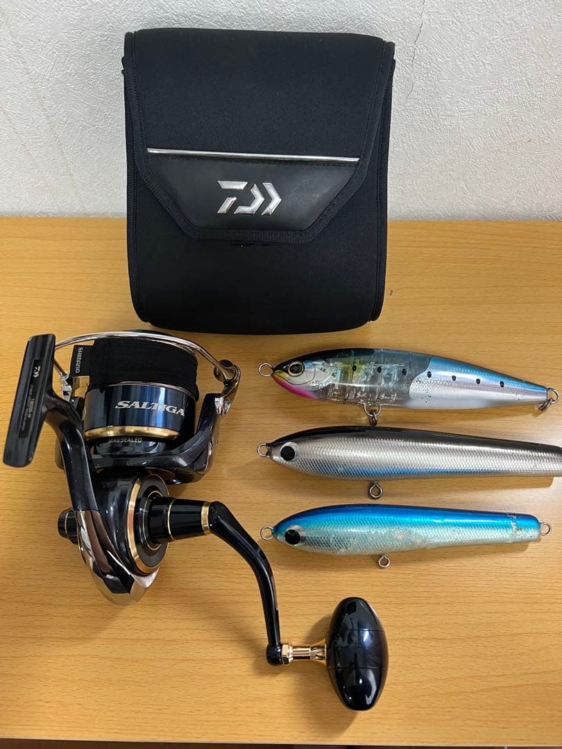 DAIWA SALTIGA 18000８号高級PEライン　ルアー3個付き