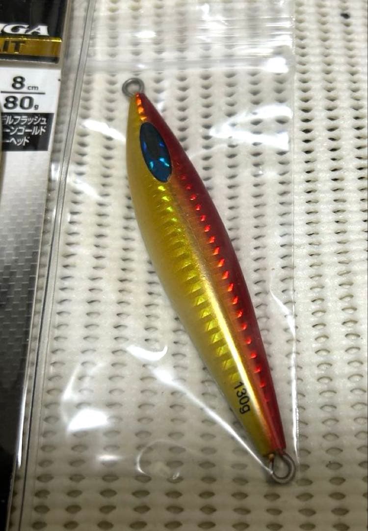 TGベイト80g、タングステンFKジグ130g シャウトブレードフック付き！