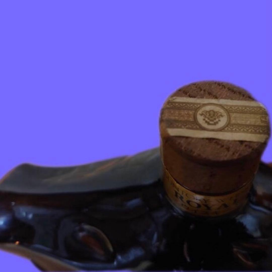 即決 サントリーローヤル 亥年陶器ボトル 未開栓 送料込