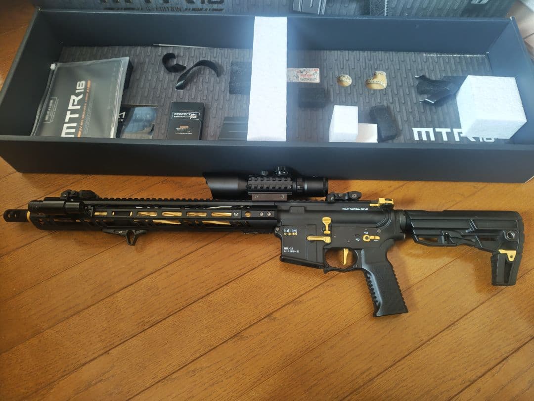 東京マルイ　MTR16 ガスブローバック ゴールドエディション