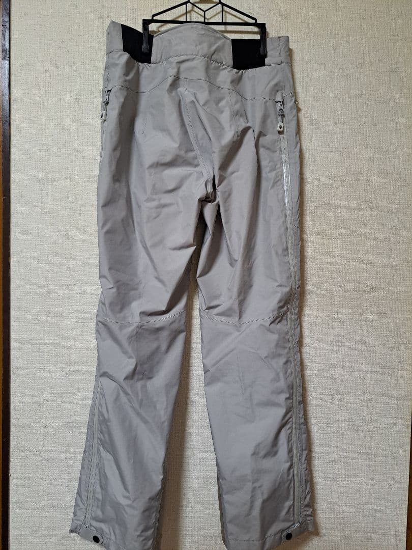 モンベル　インシュレーテッドアルパインパンツ　L　GORE-TEX　レディース