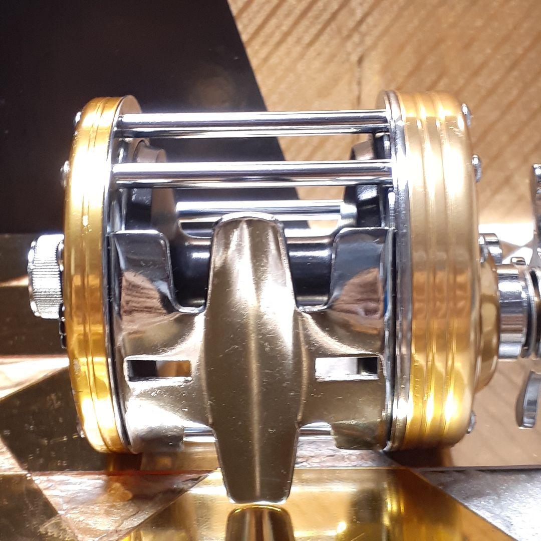 ダイワ シーライン 300 ベイトリール 石鯛 イシダイ 船用 磯釣り 極美品