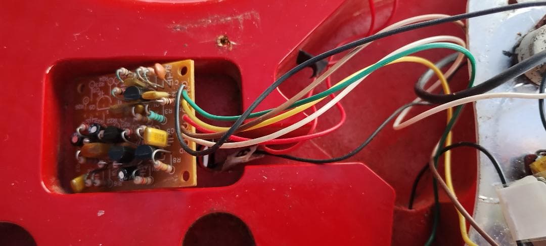 フェンダージャパン　レースセンサー付きストラト