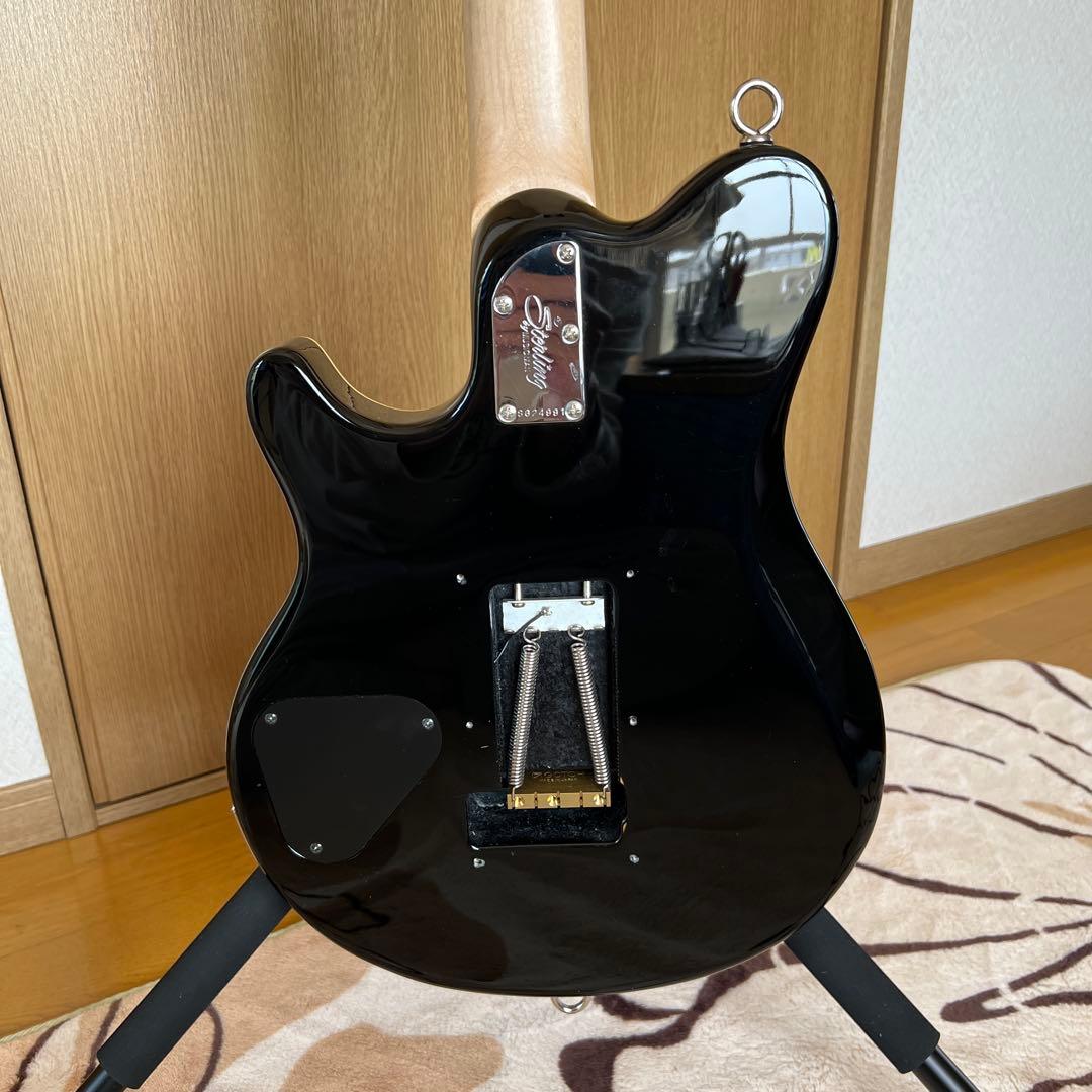 Sterling by MUSICMAN AX40パープルEVH風一部改造