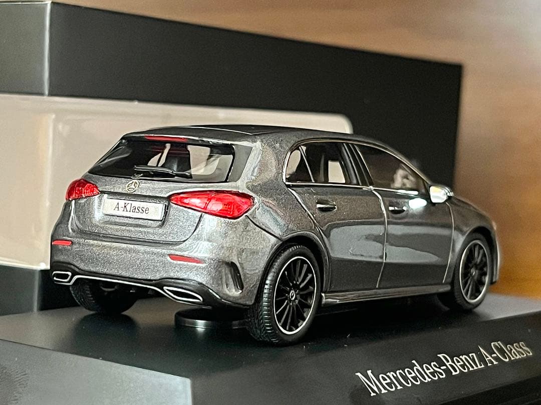 1/43 特注 スパーク メルセデスベンツ Aクラス AMGライン グレー