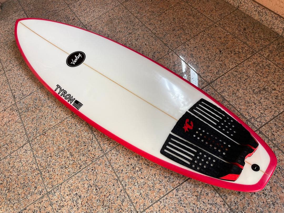 Varley surfboard 小波最強　5.8 綺麗