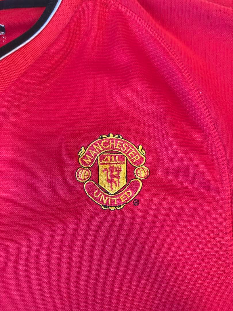 マンチェスター・ユナイテッド 2000-2001シーズンユニフォーム