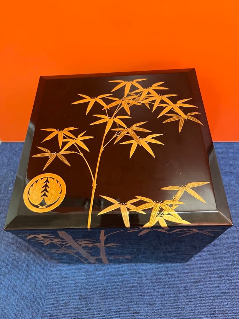 937 黒漆塗り沈金重箱　金蒔絵　竹　3重　高級　美品