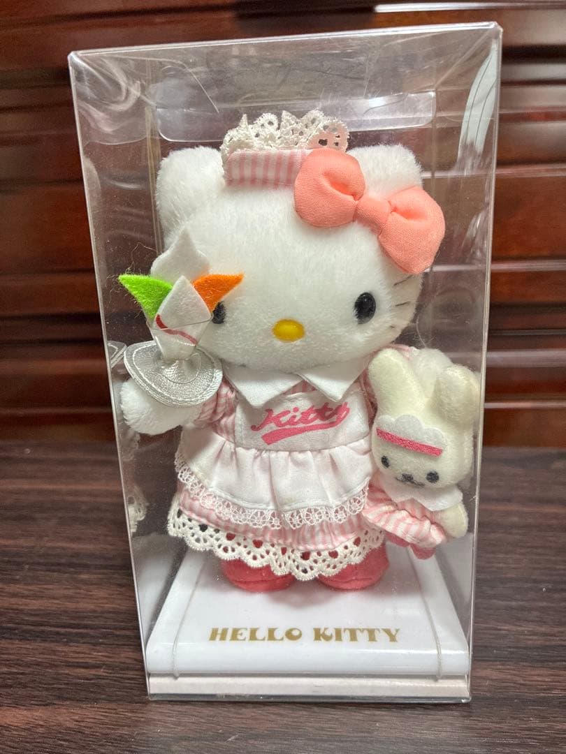 希少激レア新品 ハローキティ ポイントドール スノボ ナース イチゴ