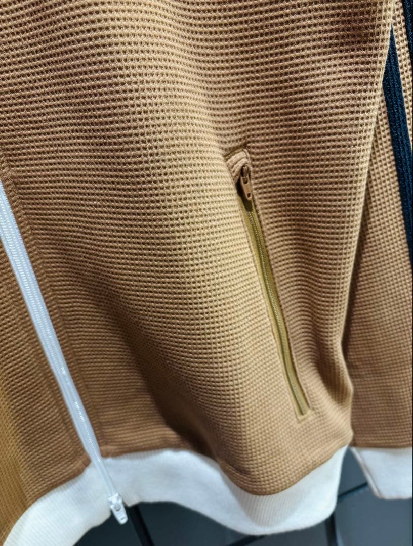 新品M adidas 長袖ジャケット ブラウン　KB8952