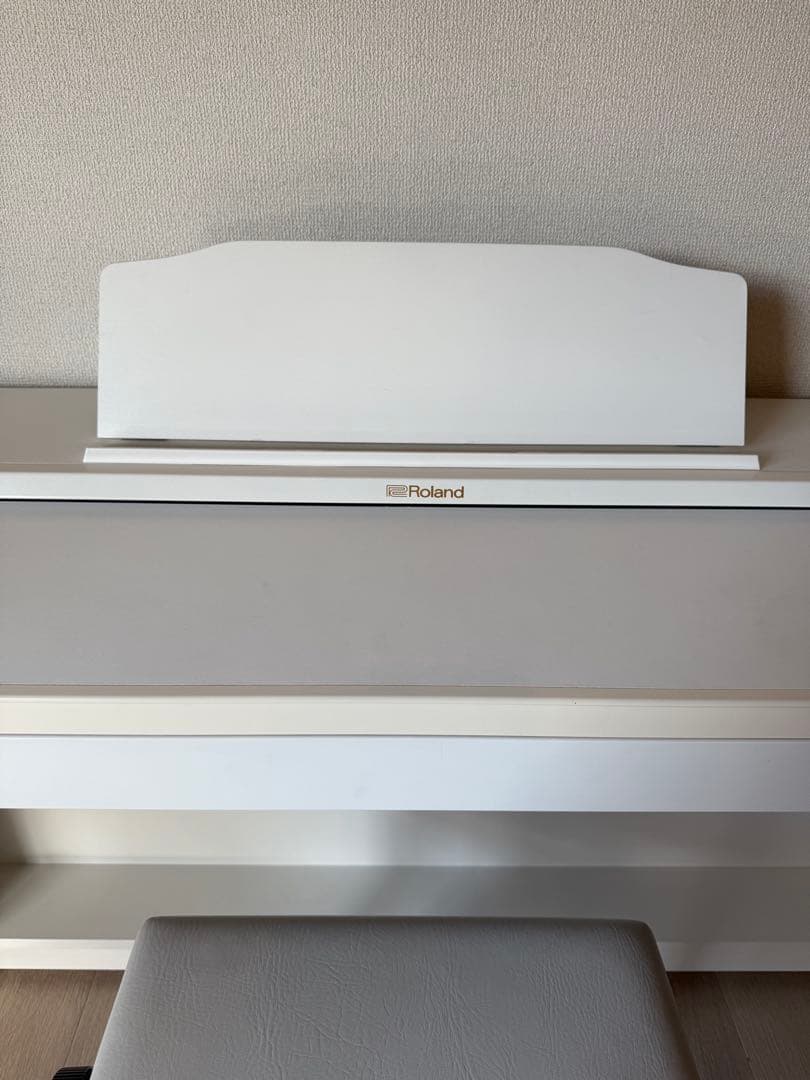 Roland RP501R-WH 電子ピアノ 88鍵盤 17年製