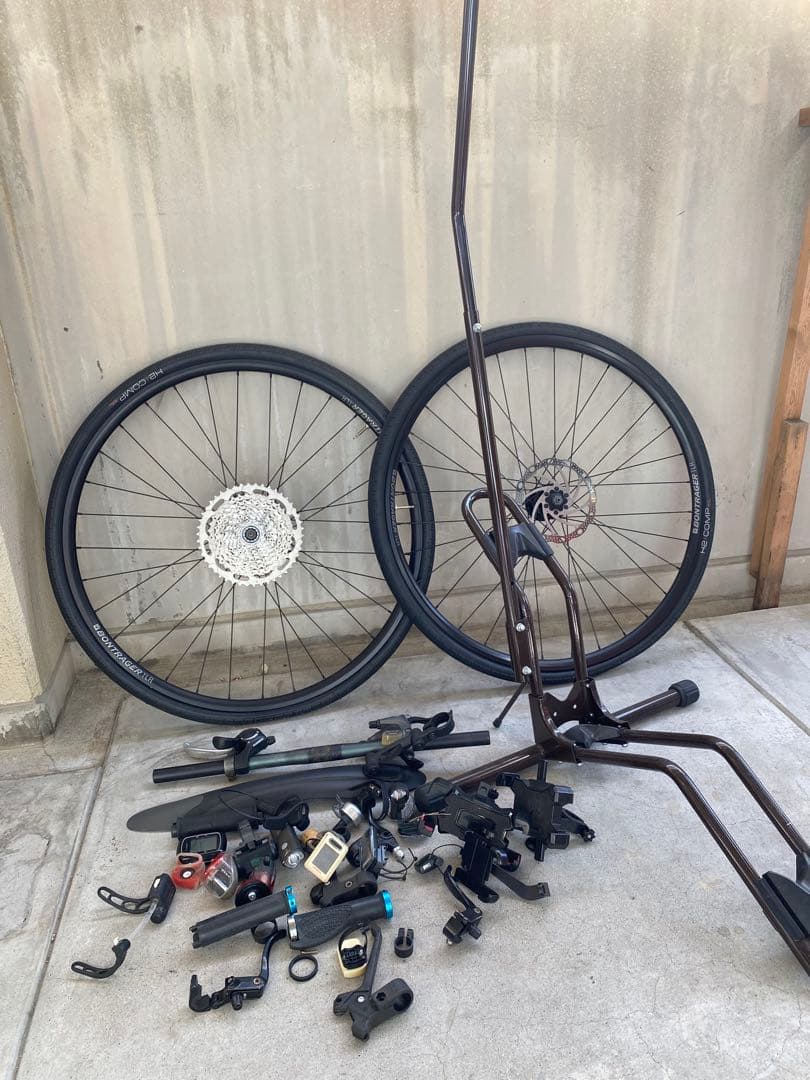 迷わず揃う自転車アイテム一式、走る未来が見える 名古屋引き取り