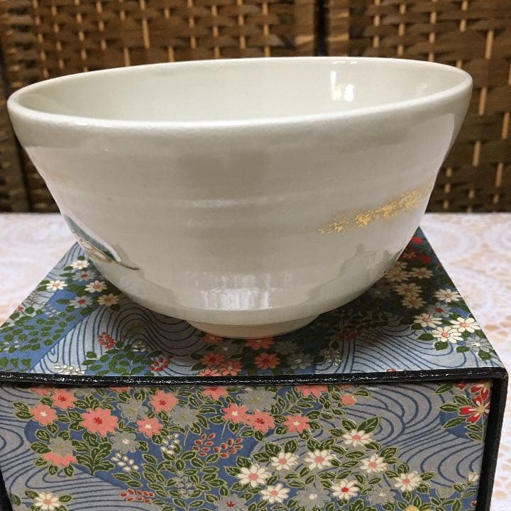 茶道具 抹茶茶碗 松とうさぎの絵柄   N484MC