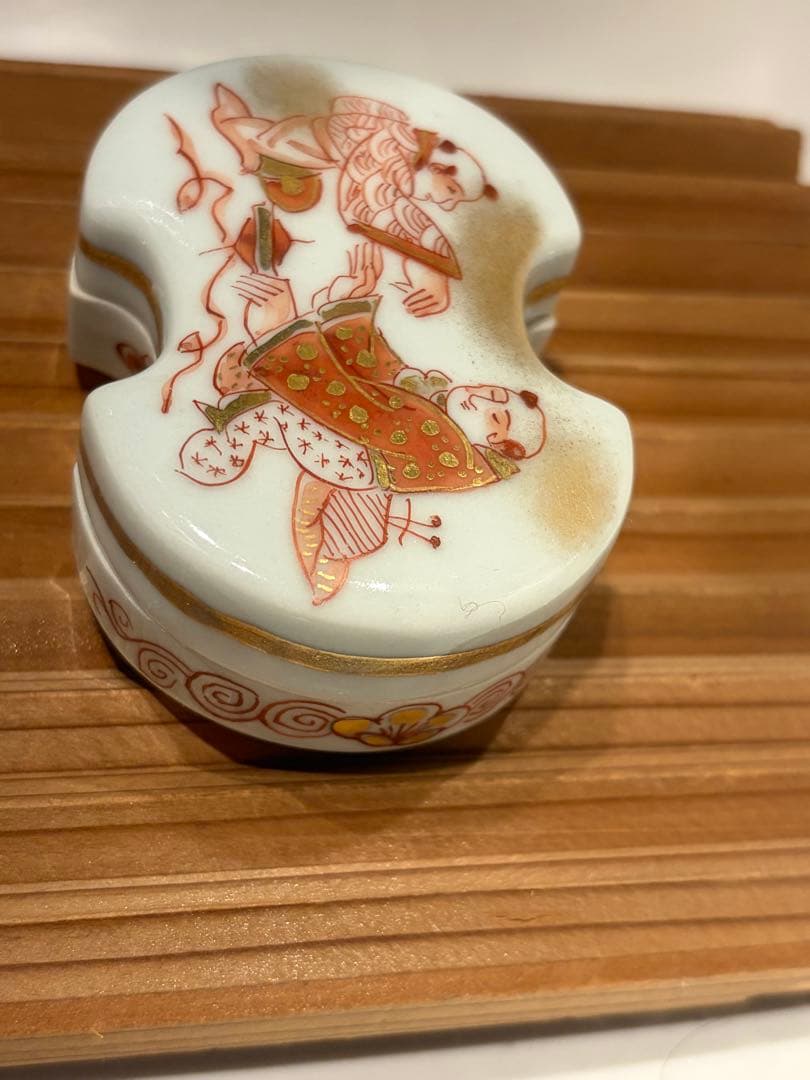 花街コレクション　香合　九谷　唐子赤絵金彩