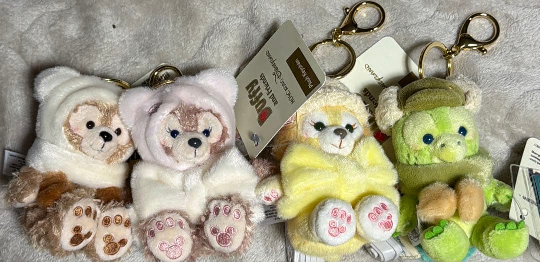 み*き様 香港ディズニーランド　ダッフィーアンドフレンズ　ぬいぐるみキーチェーン