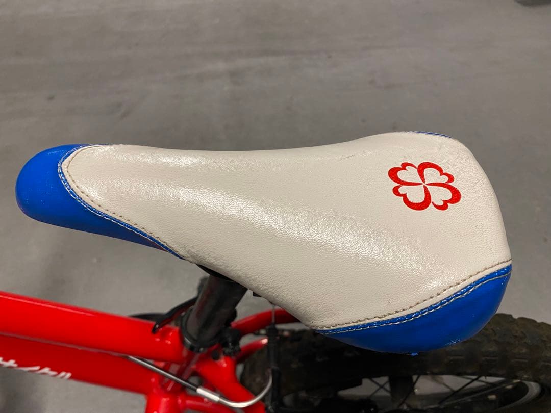 【ヨツバサイクル14】ヒーローレッド　スタンド付