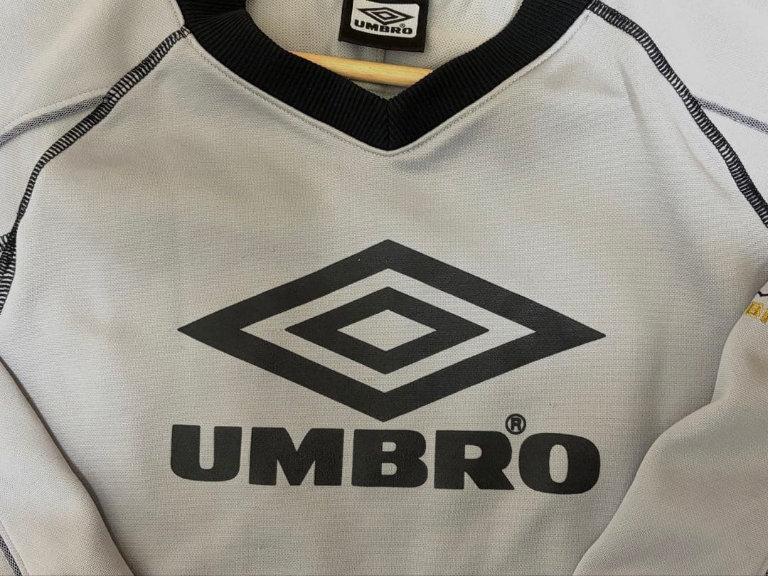 UMBRO アンブロ スウェット トレーナー グレー 長袖