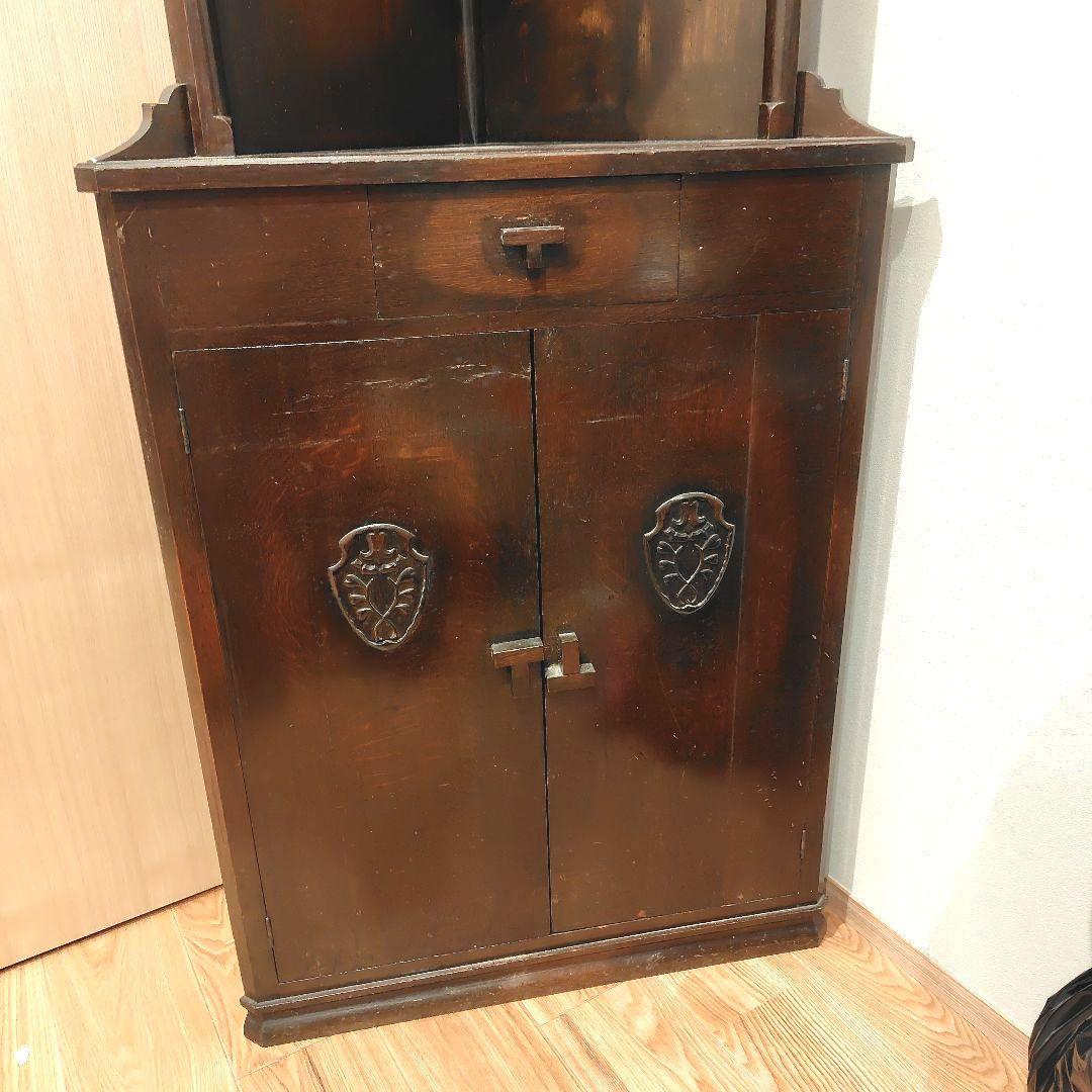 アンティーク　木製コーナーキャビネット ガラス扉付き