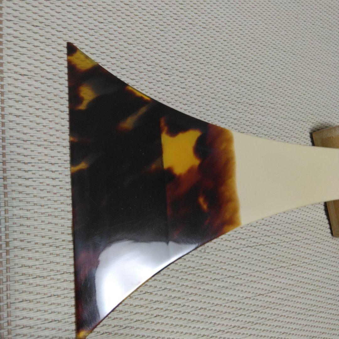 天然水　高山製　本鼈甲　一枚甲三味線バチ