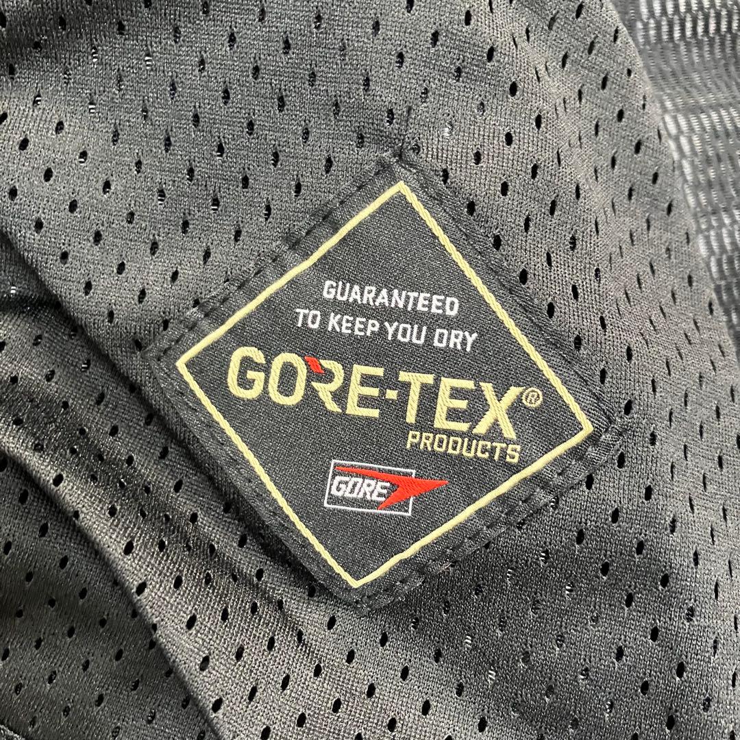 VOLCOM ヴォルコム　スノボウェア　アウター　ジャケット　ゴアテックス　xs