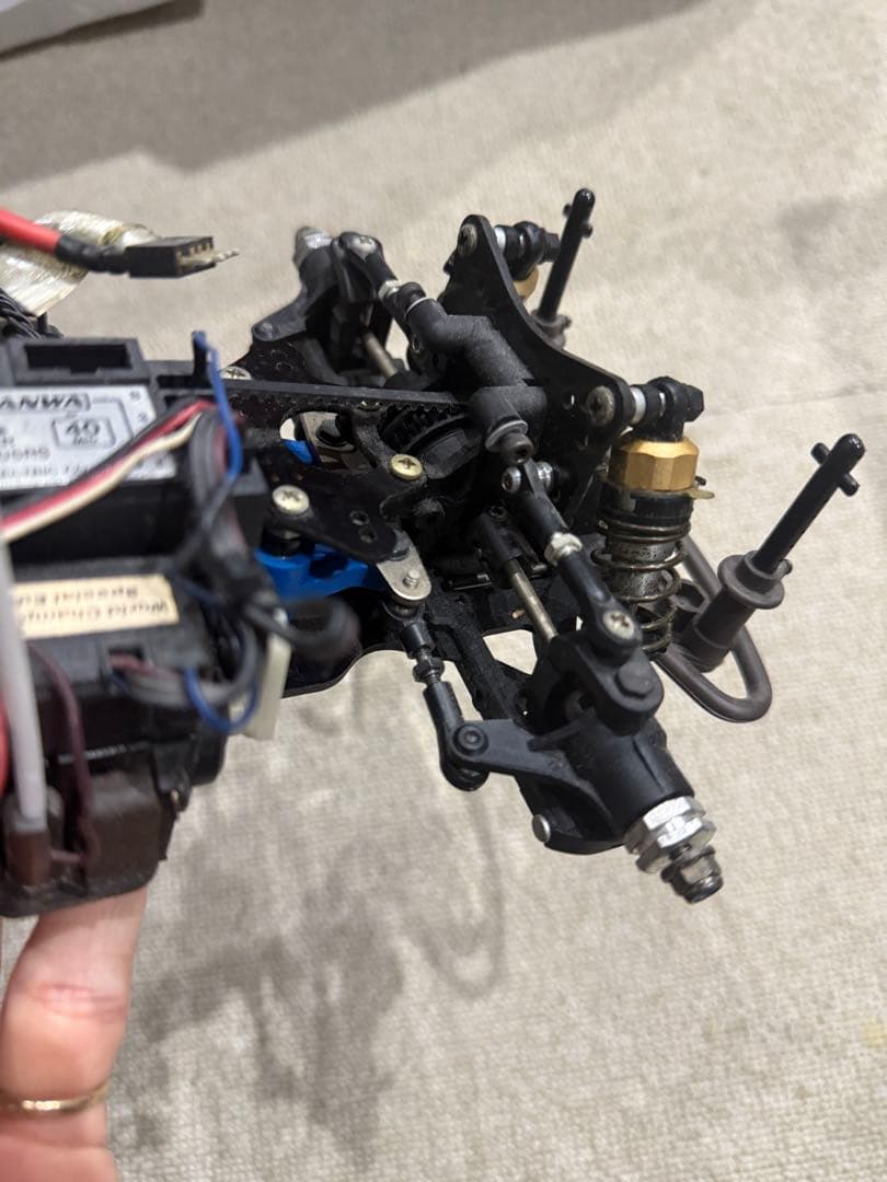 【1】旧車　シャーシ　当時物　ラジコン　車　カーボン