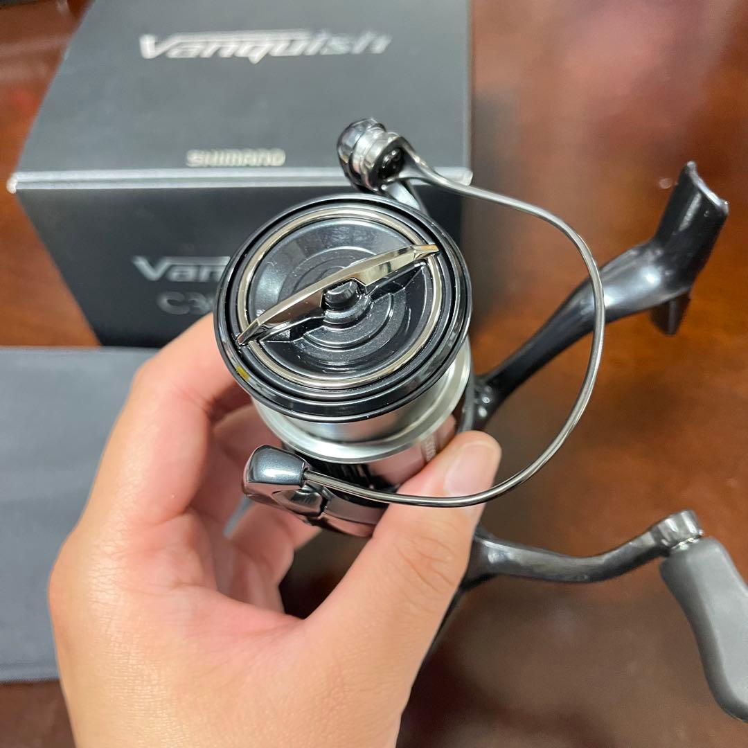 【極美品・未使用】シマノ ヴァンキッシュ C3000SDH
