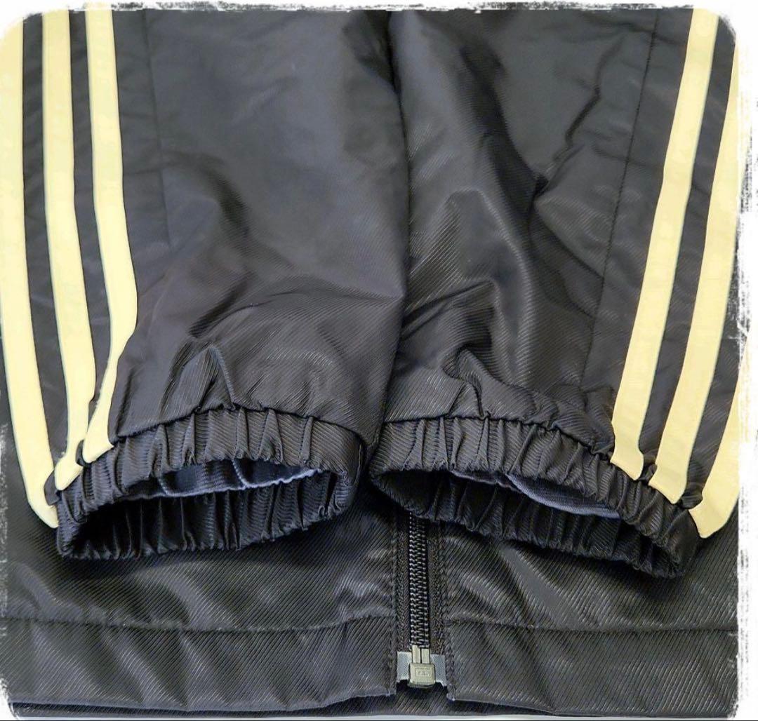 adidas ウインドブレーカー　上下 黒✖︎ゴールド