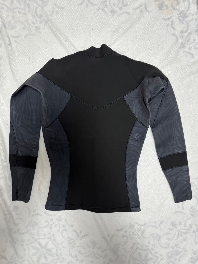 ROXY AQULOCK タッパー ブラック/グレー