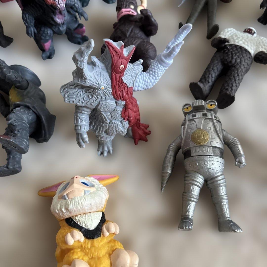 ウルトラ怪獣40体セット