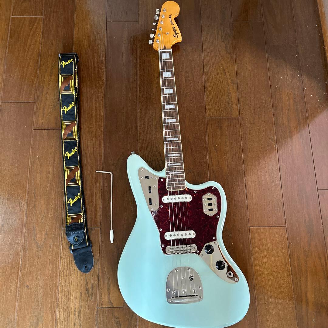 スクワイヤー　ジャガー　Classic Vibe '70s Jaguar