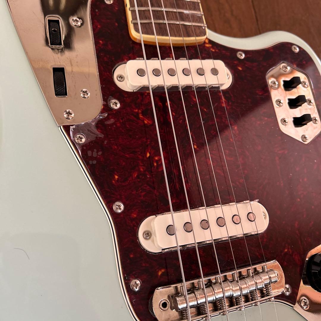 スクワイヤー　ジャガー　Classic Vibe '70s Jaguar