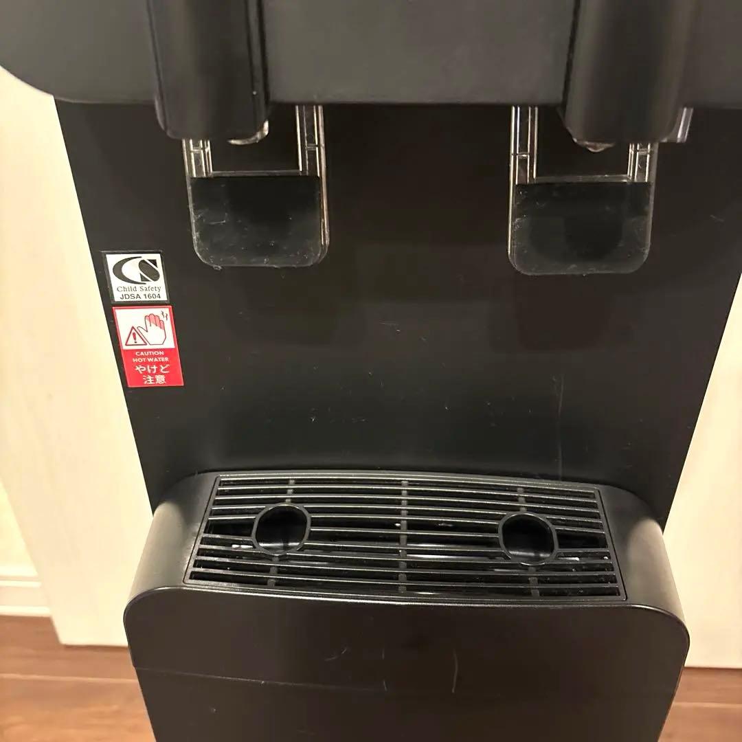 プレミアムウォーターfamfit　ウォーターサーバー　本体　ブラック　動作確認済